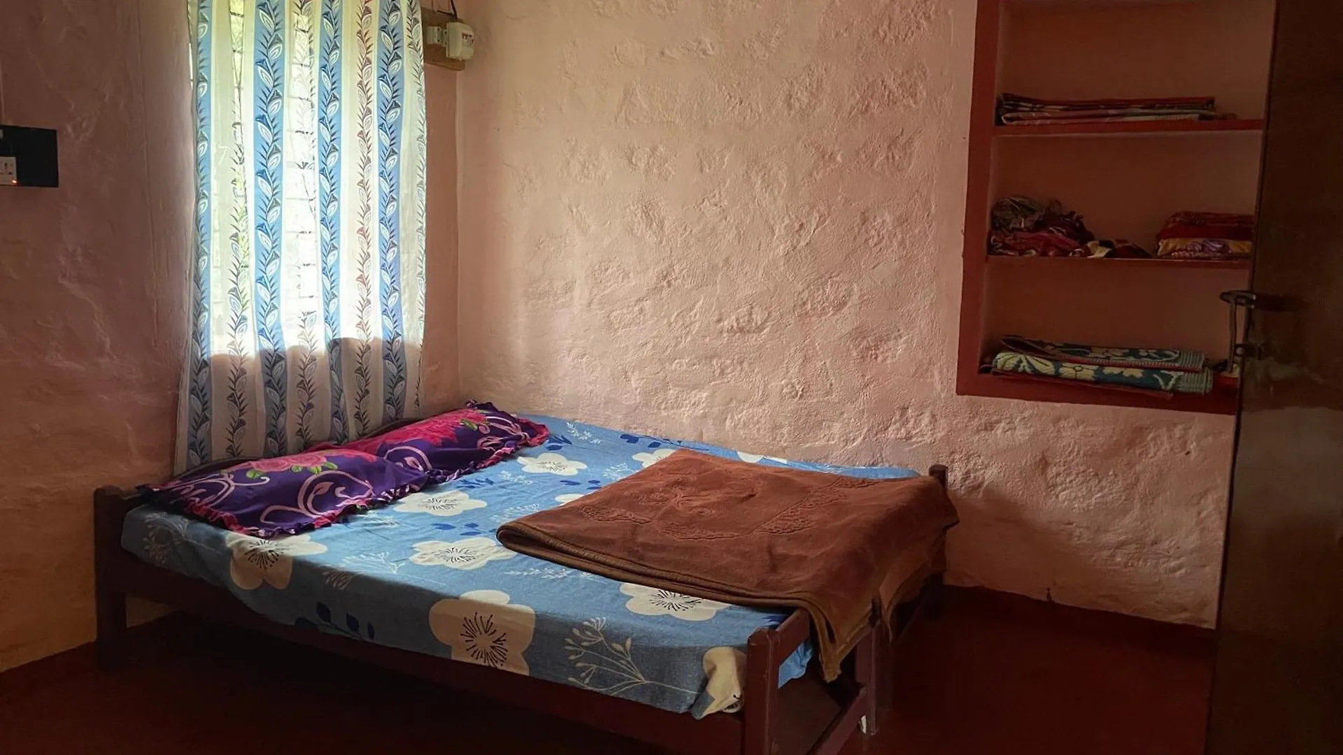 Κάμπινγκ 4Acres Private Space Farmhouse With Wifi In Kanthalloor 3 Bedrooms Available
