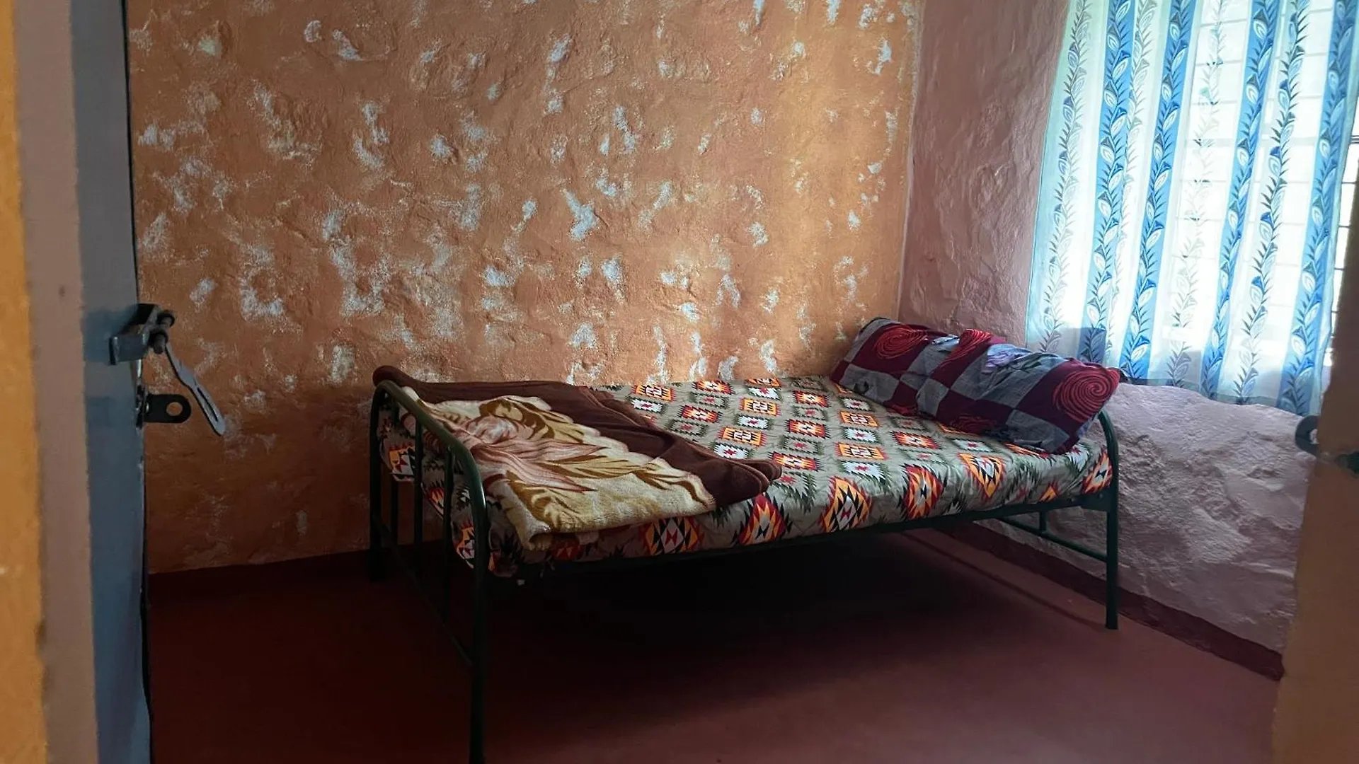 4Acres Private Space Farmhouse With Wifi In Kanthalloor 3 Bedrooms Available Κάμπινγκ